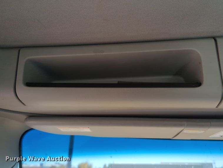 image for item OL9144 2019 Kenworth T680  semi truck