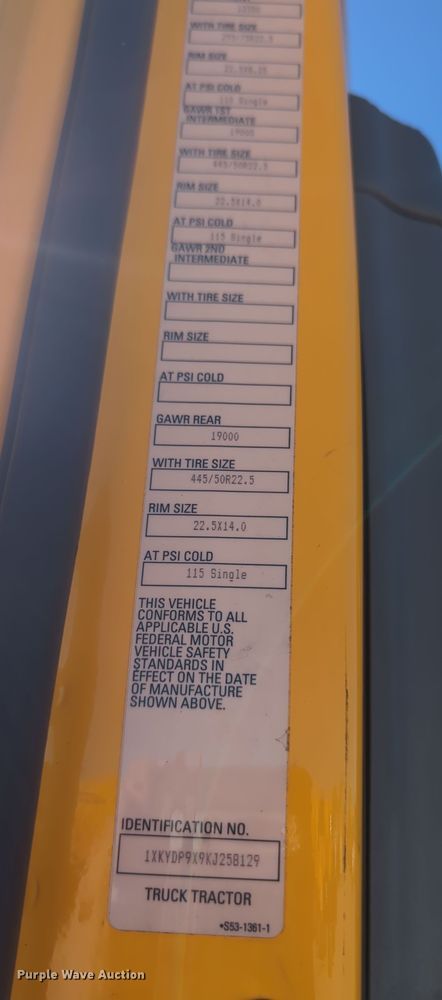 image for item OL9144 2019 Kenworth T680  semi truck