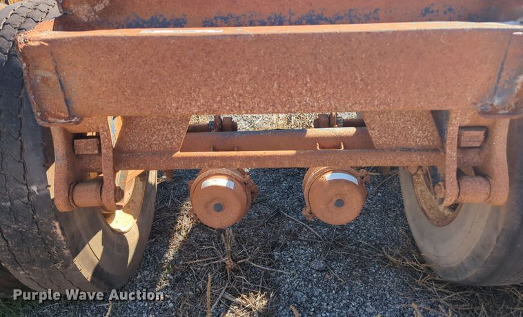 image for item OL9205 Tandem axle assembly