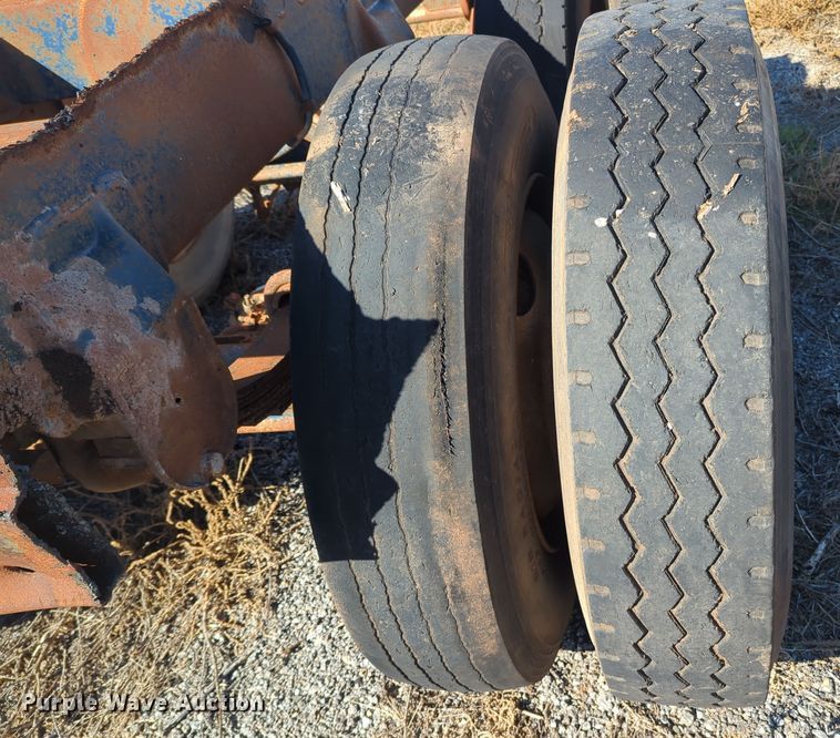 image for item OL9205 Tandem axle assembly