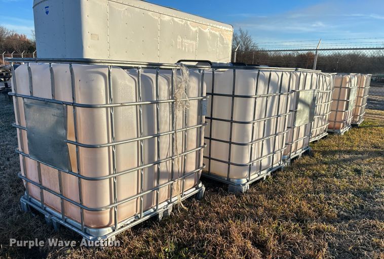 image for item DN0549 (6) poly totes