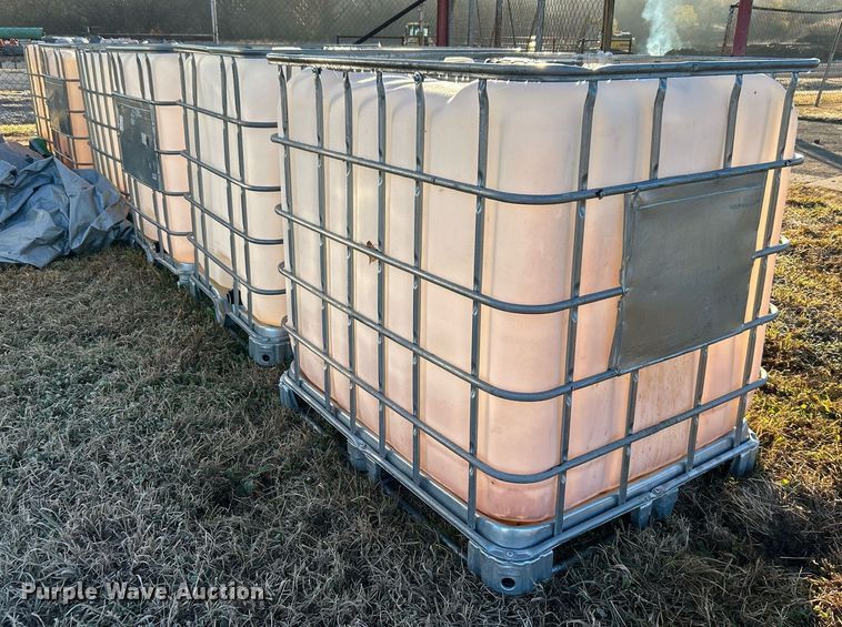 image for item DN0549 (6) poly totes