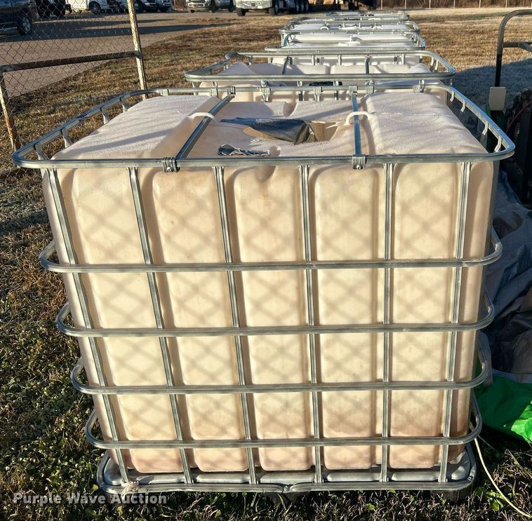 image for item DN0549 (6) poly totes