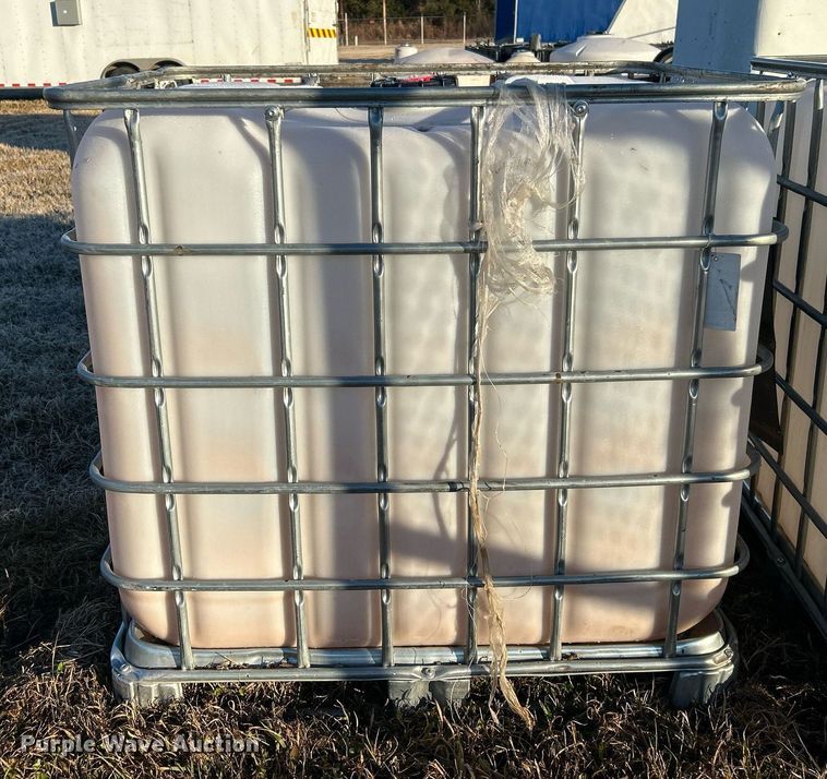 image for item DN0549 (6) poly totes