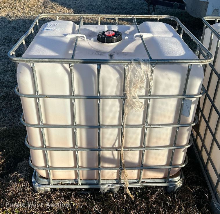 image for item DN0549 (6) poly totes