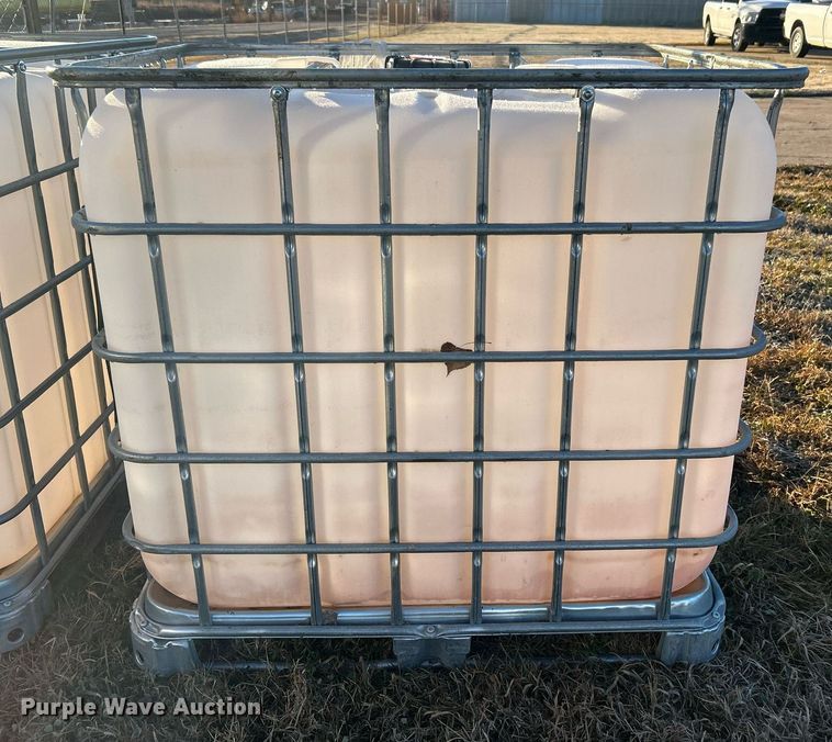 image for item DN0549 (6) poly totes