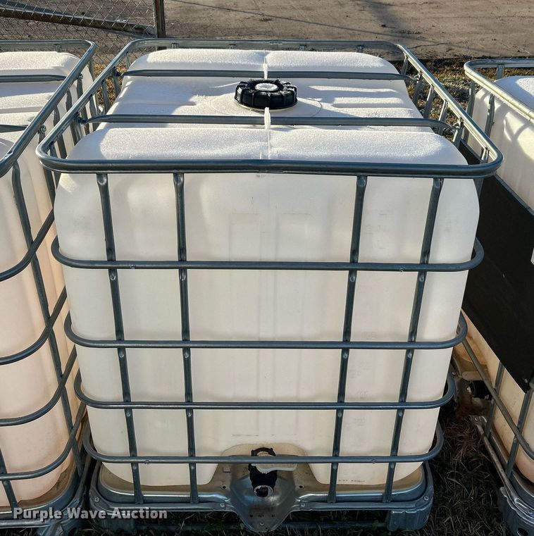 image for item DN0549 (6) poly totes