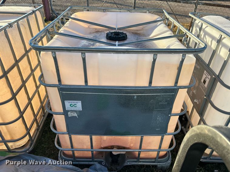 image for item DN0549 (6) poly totes