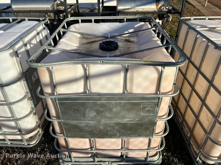 image for item DN0549 (6) poly totes