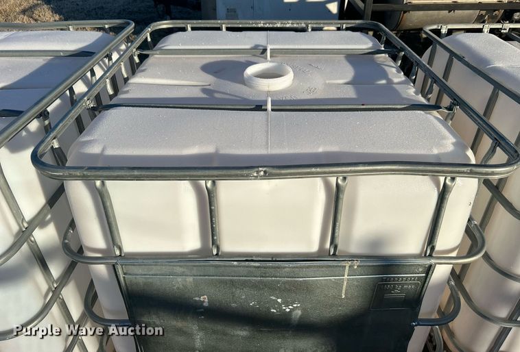 image for item DN0549 (6) poly totes