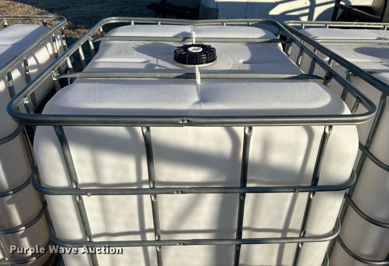 image for item DN0549 (6) poly totes