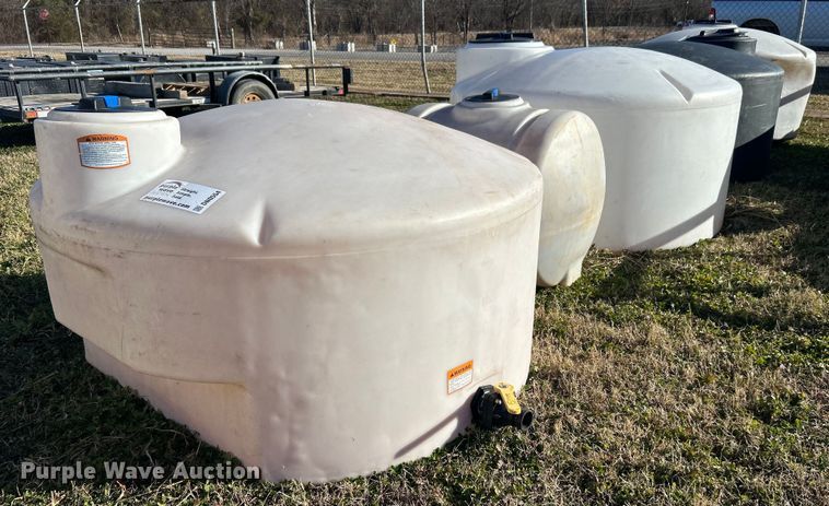 image for item DN0554 (5) poly tanks