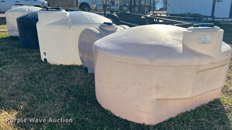 image for item DN0554 (5) poly tanks