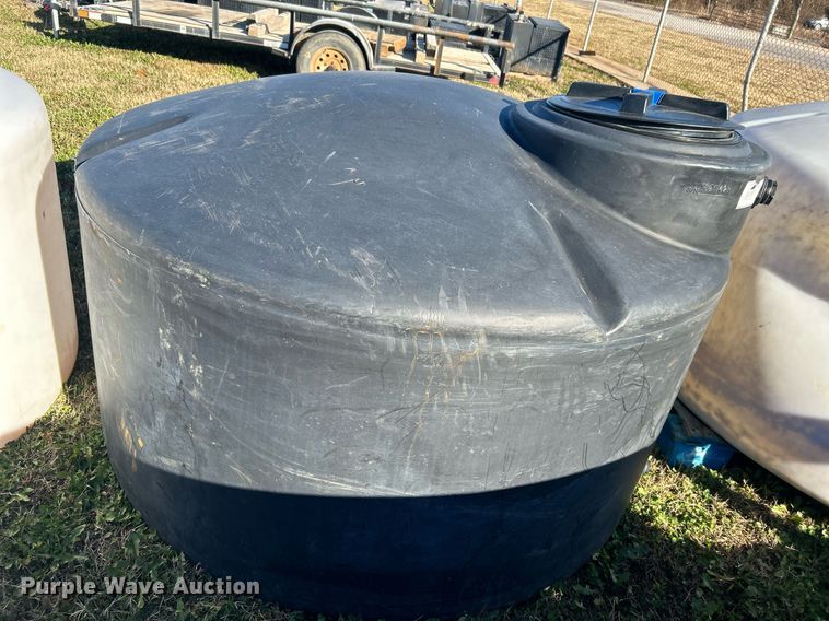 image for item DN0554 (5) poly tanks