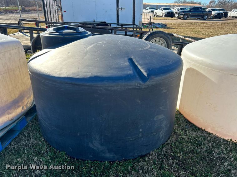 image for item DN0554 (5) poly tanks