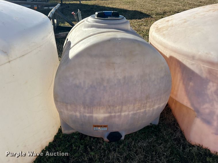 image for item DN0554 (5) poly tanks