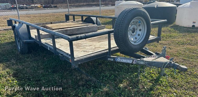 image for item DN0555 2016 Diamond C  utility trailer