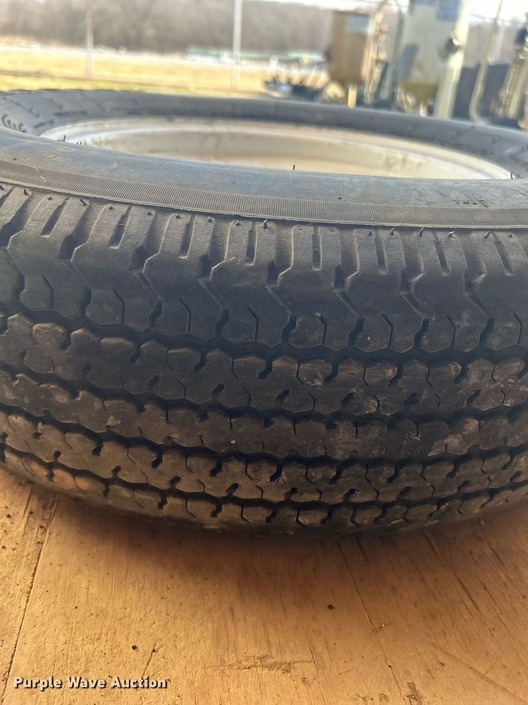 image for item DN0557 2014 Stealth Enterprises  enclosed cargo trailer