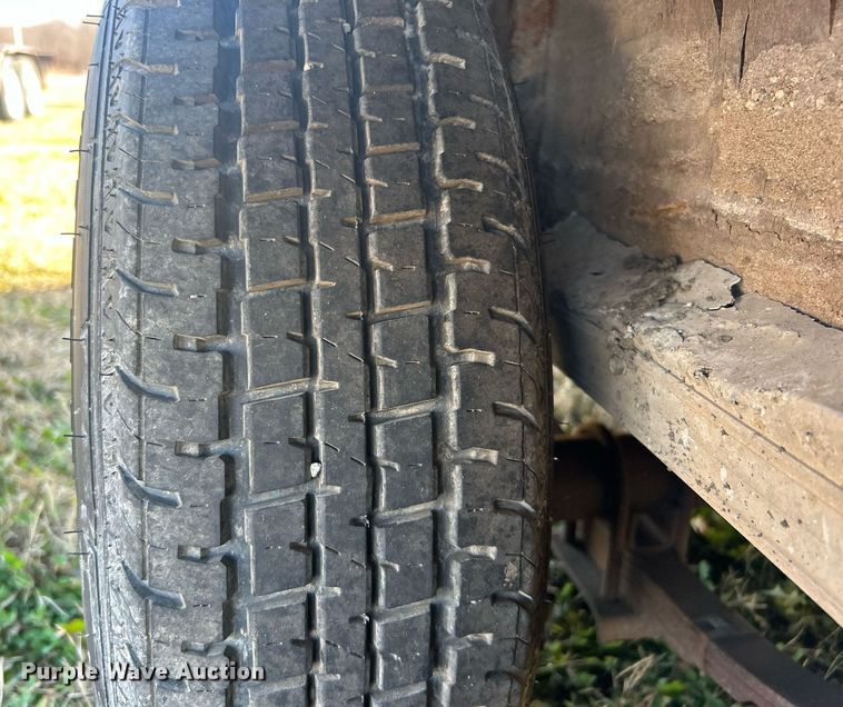 image for item DN0557 2014 Stealth Enterprises  enclosed cargo trailer