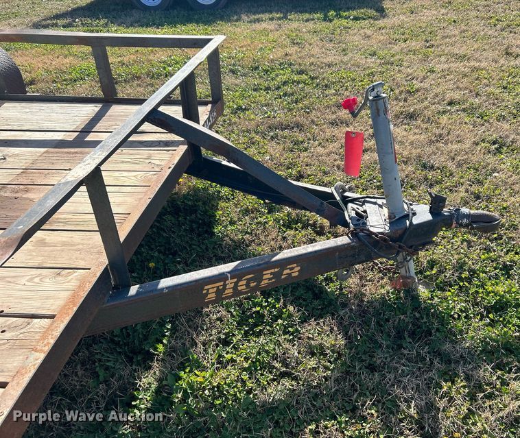 image for item DN0559 2016 Doosan P185  air compressor