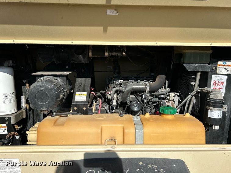 image for item DN0559 2016 Doosan P185  air compressor