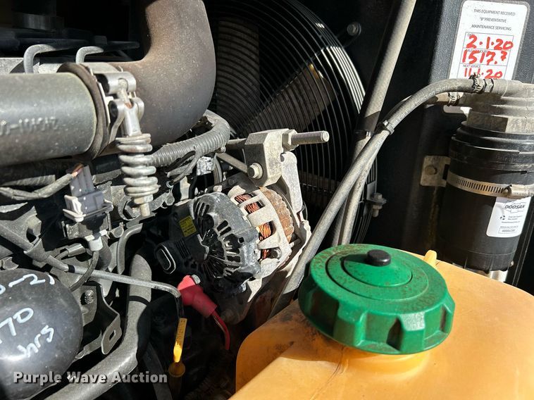 image for item DN0559 2016 Doosan P185  air compressor