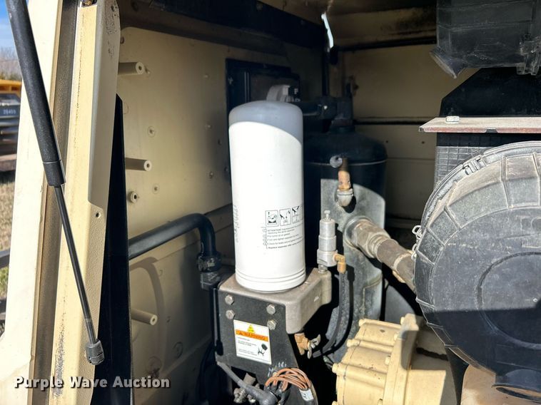 image for item DN0559 2016 Doosan P185  air compressor