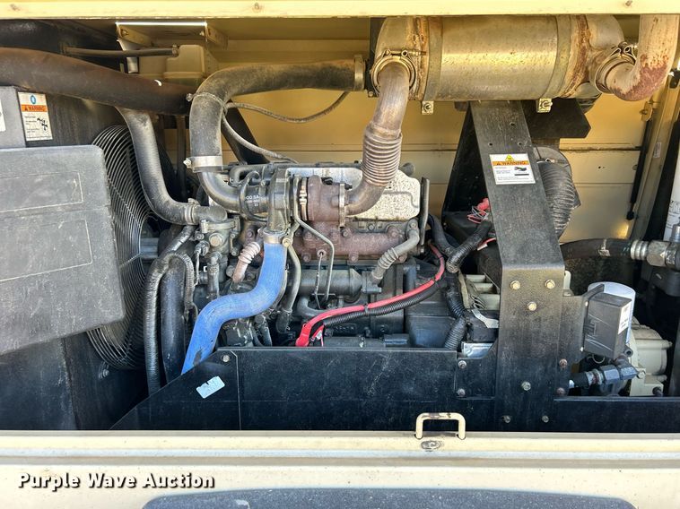 image for item DN0559 2016 Doosan P185  air compressor