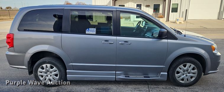 image for item DN7164 2018 Dodge Grand Caravan  handicap accessible van