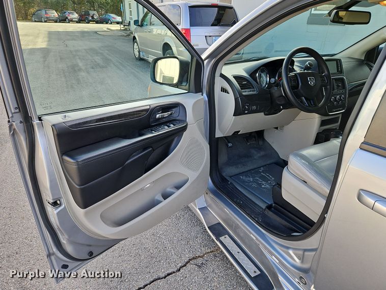 image for item DN7164 2018 Dodge Grand Caravan  handicap accessible van