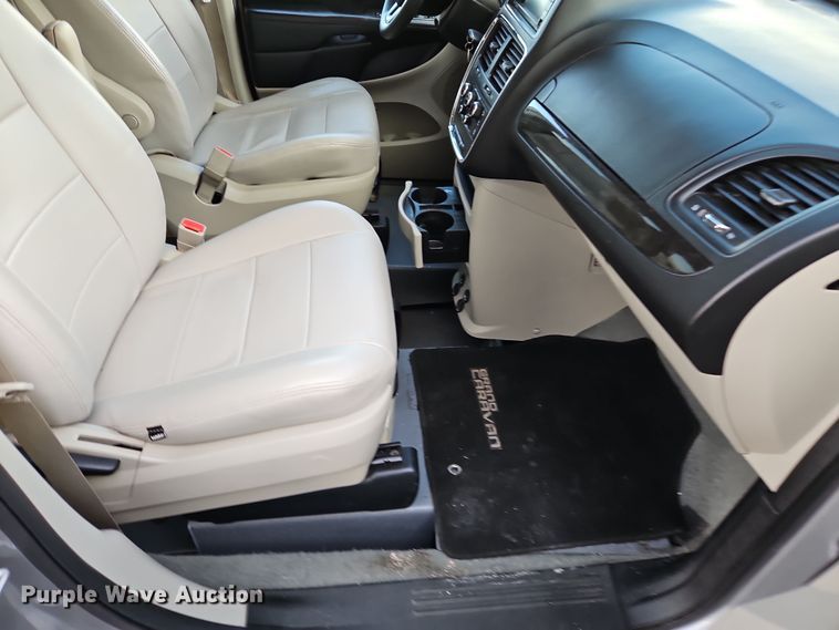 image for item DN7164 2018 Dodge Grand Caravan  handicap accessible van