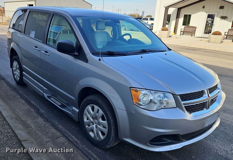 image for item DN7165 2018 Dodge Grand Caravan  handicap accessible van