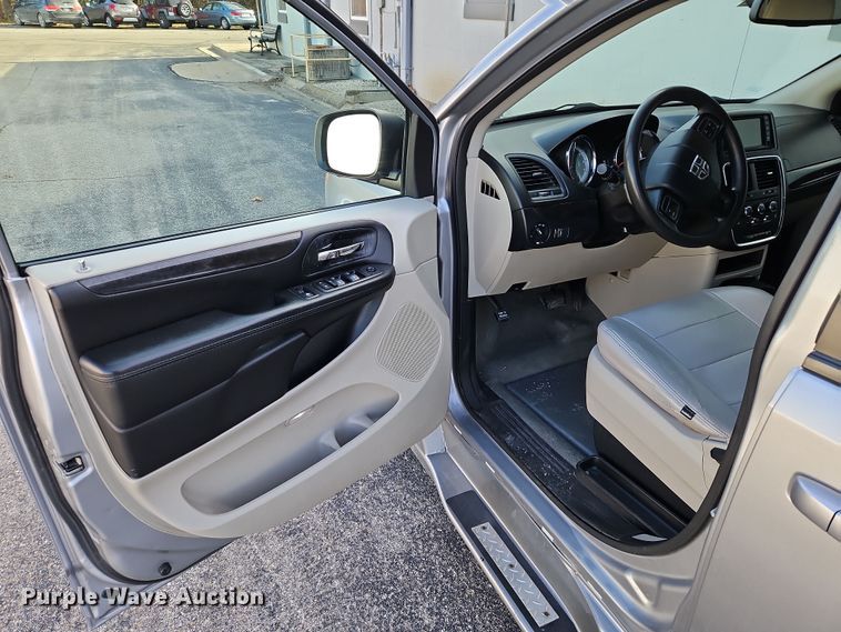 image for item DN7165 2018 Dodge Grand Caravan  handicap accessible van