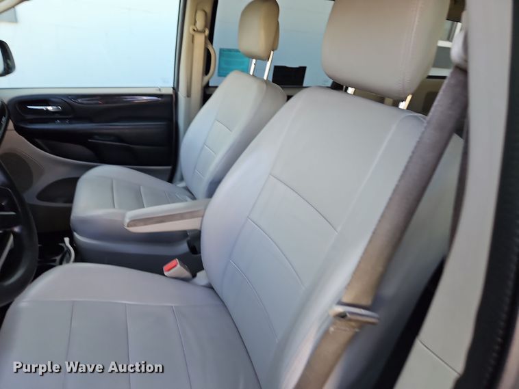 image for item DN7165 2018 Dodge Grand Caravan  handicap accessible van