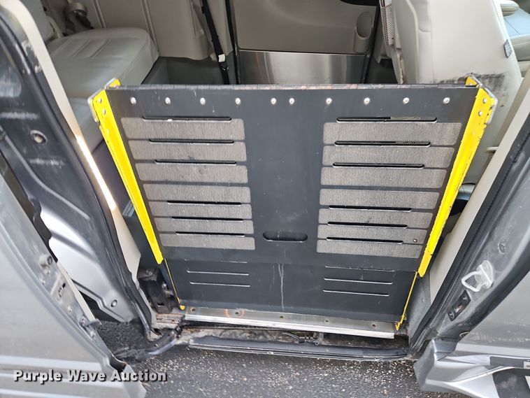 image for item DN7165 2018 Dodge Grand Caravan  handicap accessible van