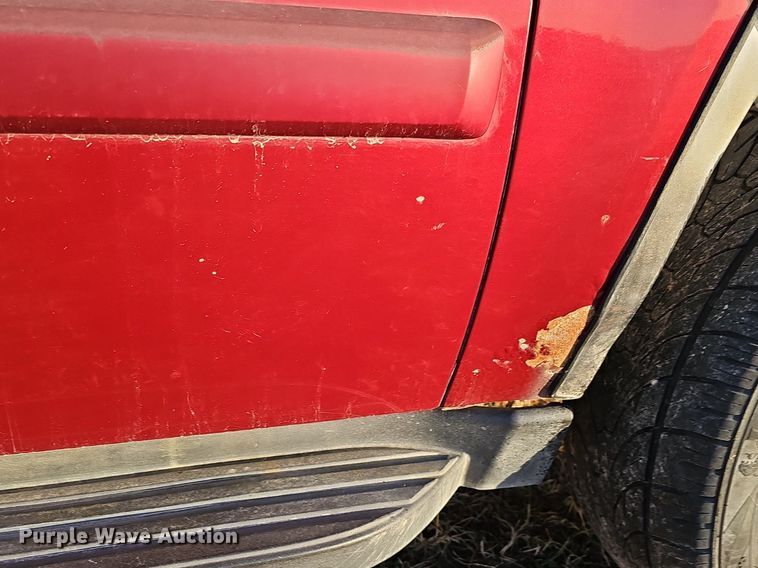 image for item DQ8556 2007 Chevrolet Avalanche  Crew Cab pickup truck