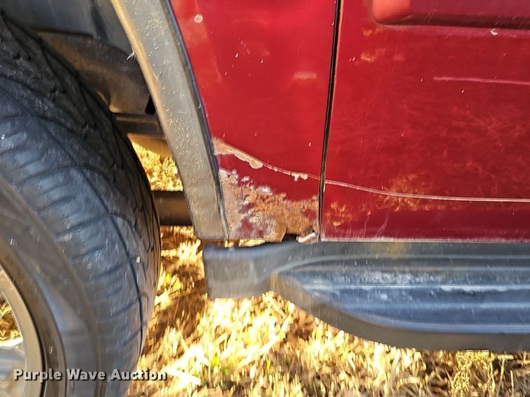 image for item DQ8556 2007 Chevrolet Avalanche  Crew Cab pickup truck