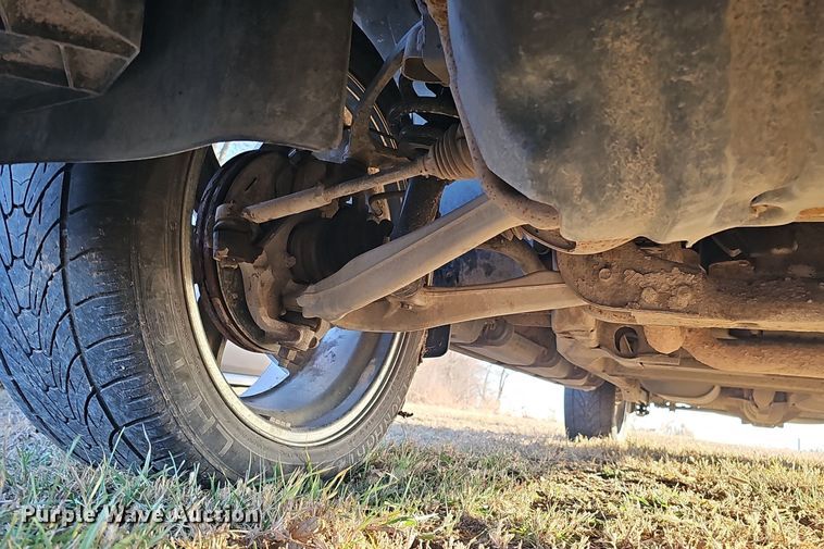 image for item DQ8556 2007 Chevrolet Avalanche  Crew Cab pickup truck