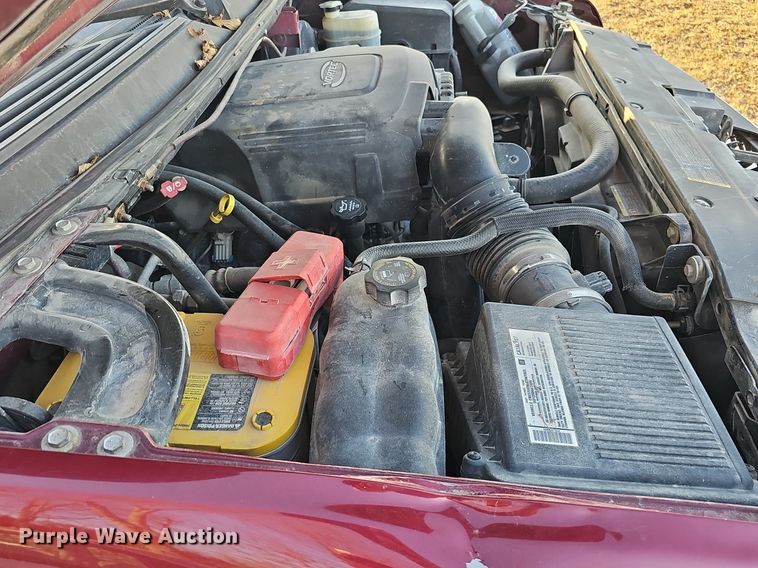 image for item DQ8556 2007 Chevrolet Avalanche  Crew Cab pickup truck