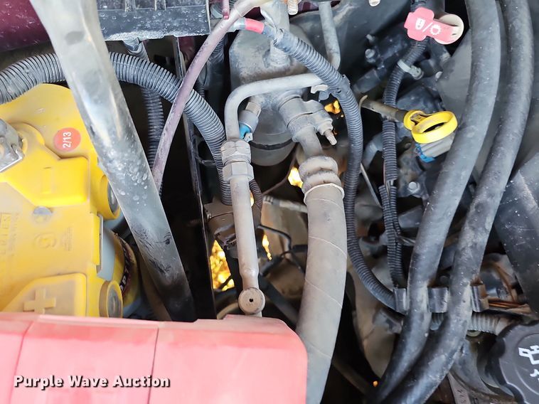 image for item DQ8556 2007 Chevrolet Avalanche  Crew Cab pickup truck