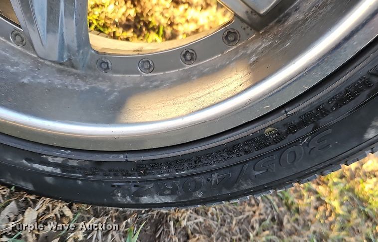 image for item DQ8556 2007 Chevrolet Avalanche  Crew Cab pickup truck