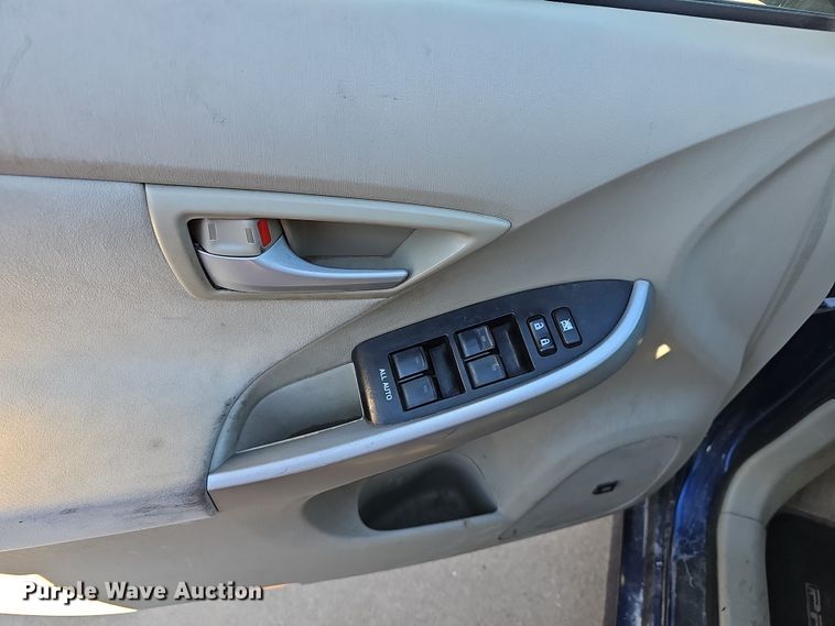 image for item DR5919 2010 Toyota Prius 