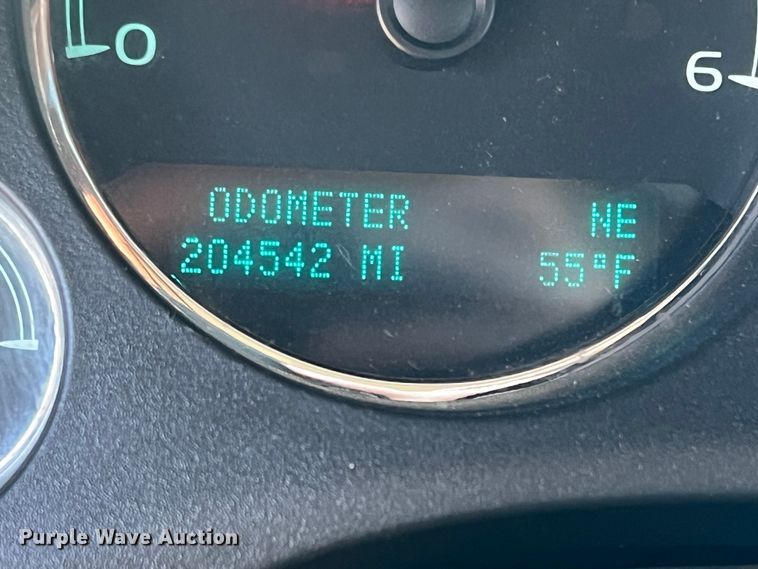 image for item DS2475 2009 Chevrolet Suburban 2500  SUV