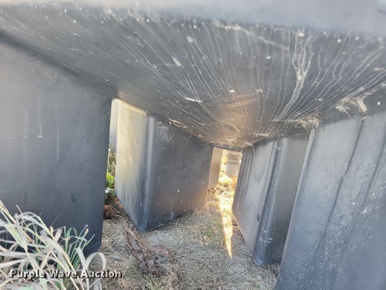 image for item HJ9589 Cone bottom poly tank