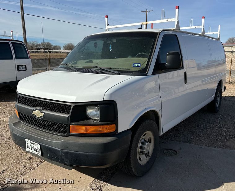 image for item IB9264 2013 Chevrolet Express 2500  van