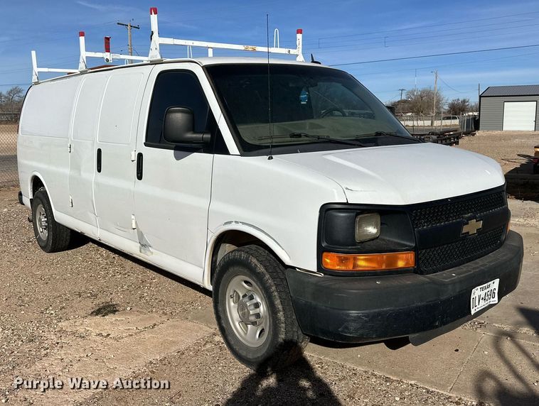 image for item IB9264 2013 Chevrolet Express 2500  van