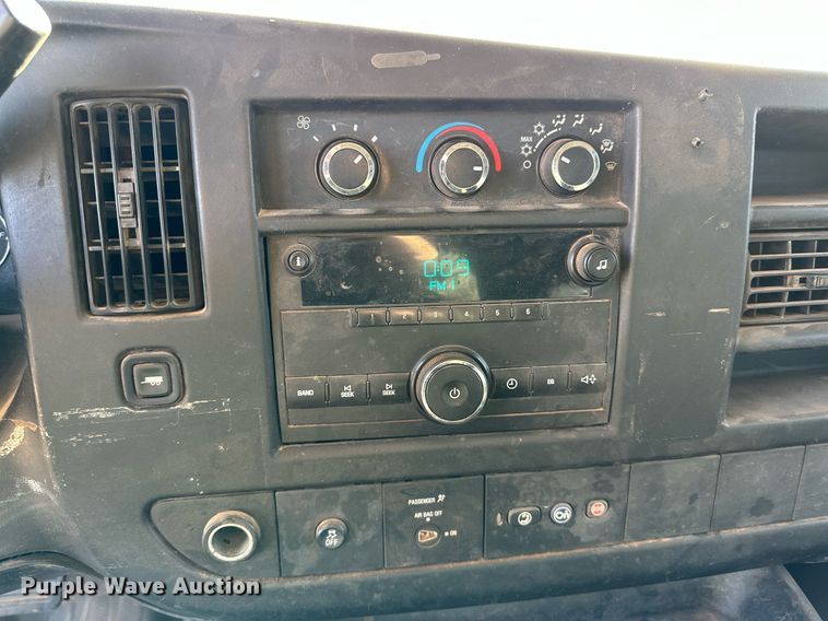 image for item IB9264 2013 Chevrolet Express 2500  van