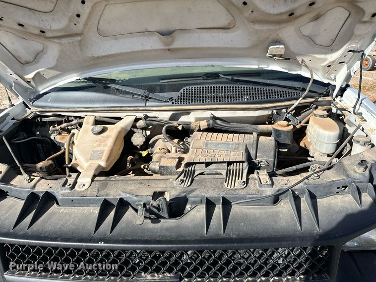 image for item IB9264 2013 Chevrolet Express 2500  van