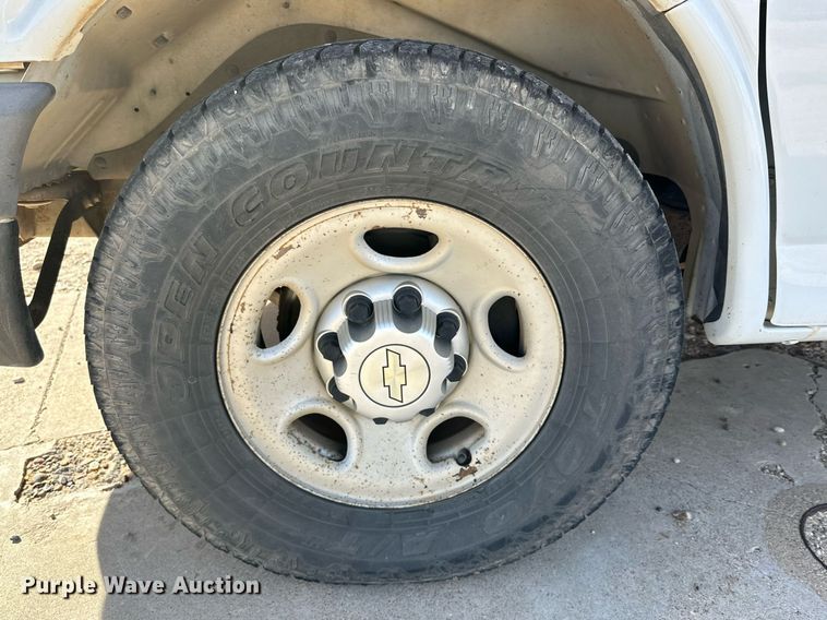 image for item IB9264 2013 Chevrolet Express 2500  van