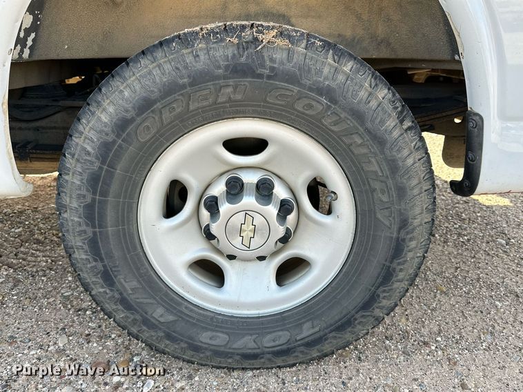 image for item IB9264 2013 Chevrolet Express 2500  van